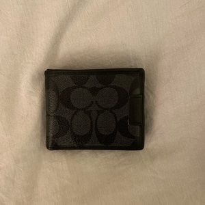 Men’s coach wallet